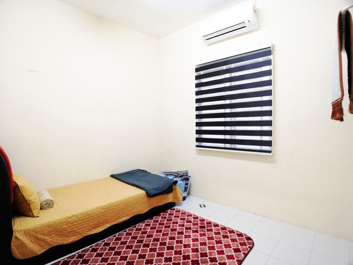 Eisya Guest House Perlis With Pool Musllm Only Arau Luaran gambar